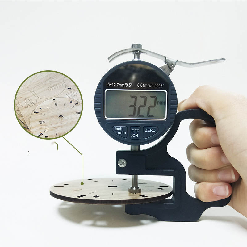 DIY Holz Hirschkopf Uhr Modell zum Selberbauen