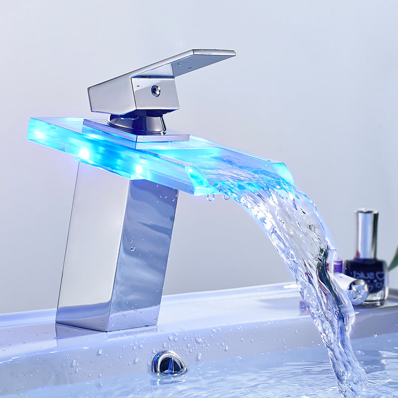 LED-Wasserfall-Wasserhahn