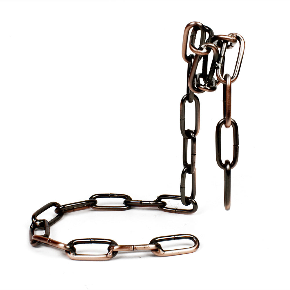 Schwebender Weinhalter mit Eisenkette